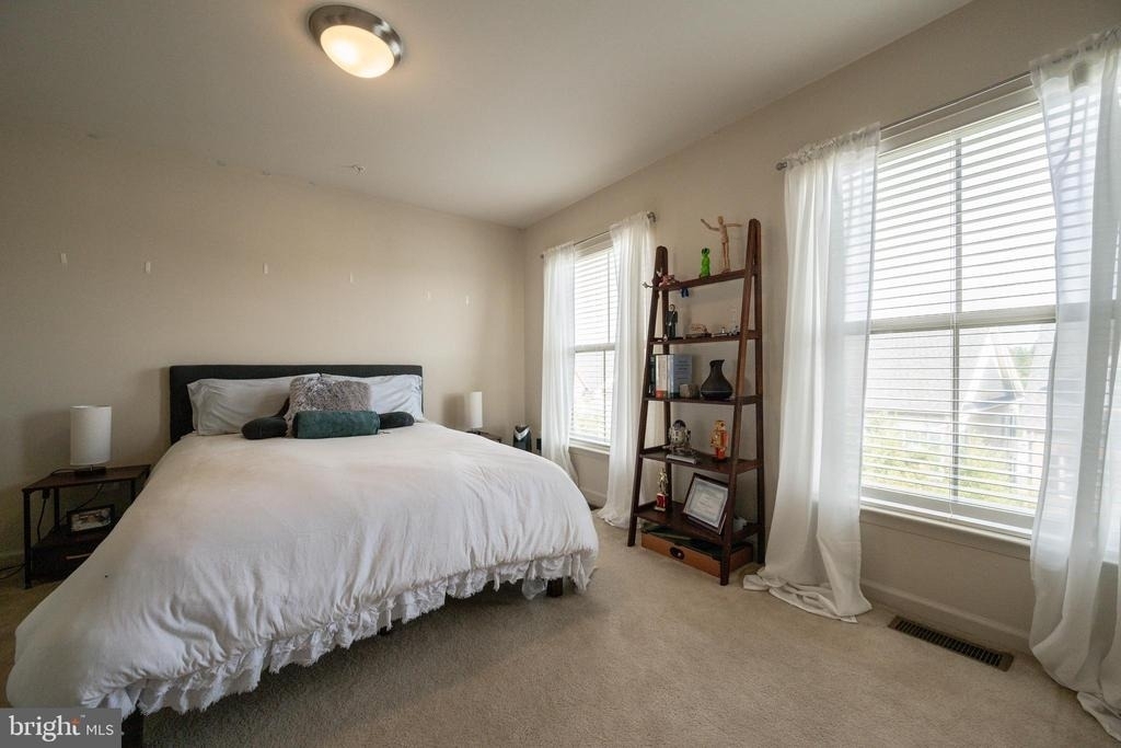 7822 Tilghman Street - Photo 16