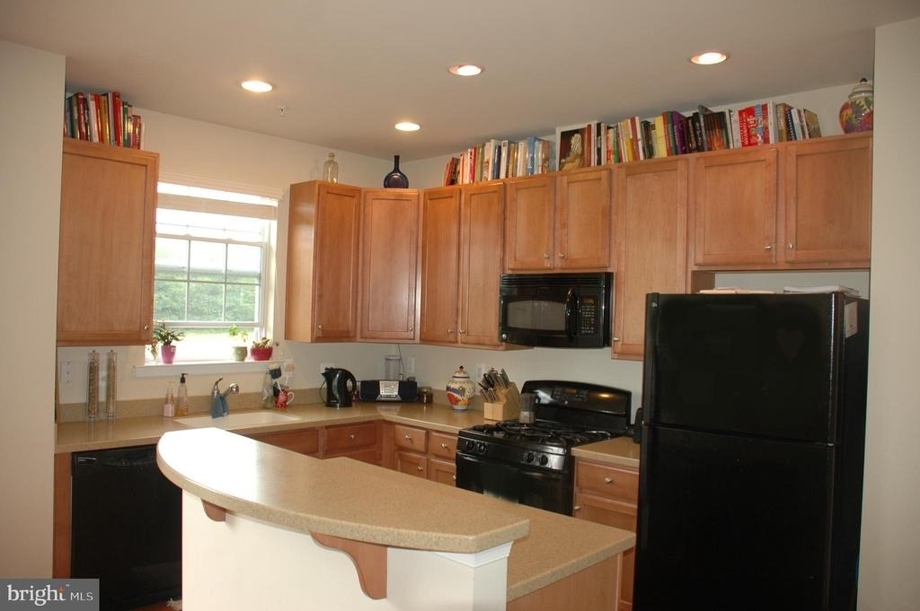 6061 Talbot Drive - Photo 16