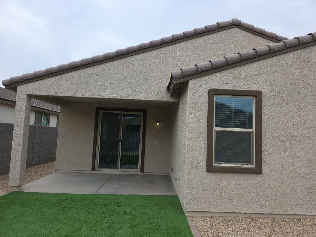 10826 W Polk Street - Photo 19