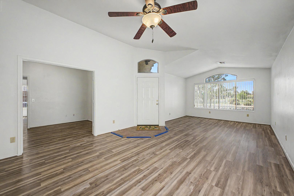 4649 E Augusta Avenue - Photo 8