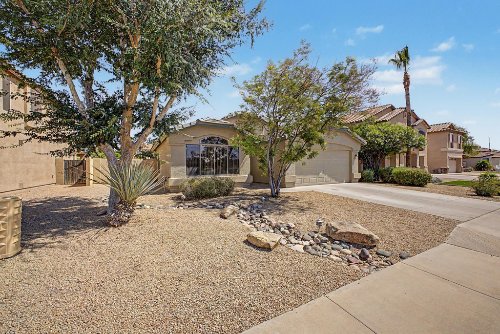 4649 E Augusta Avenue - Photo 4