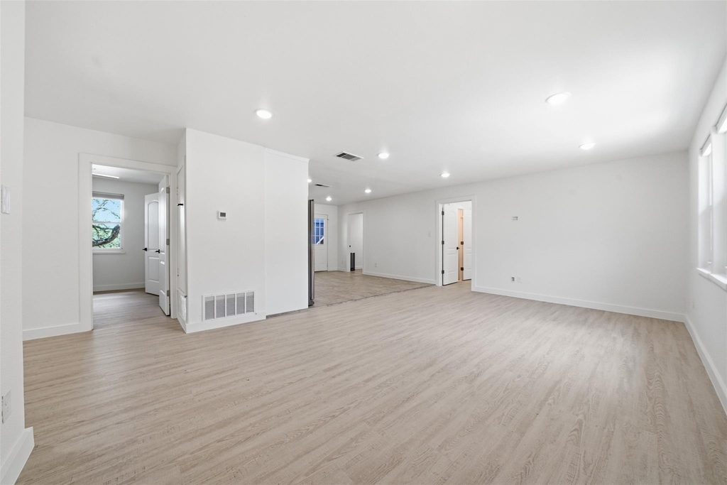 14405 Tucumcari Trl - Photo 14