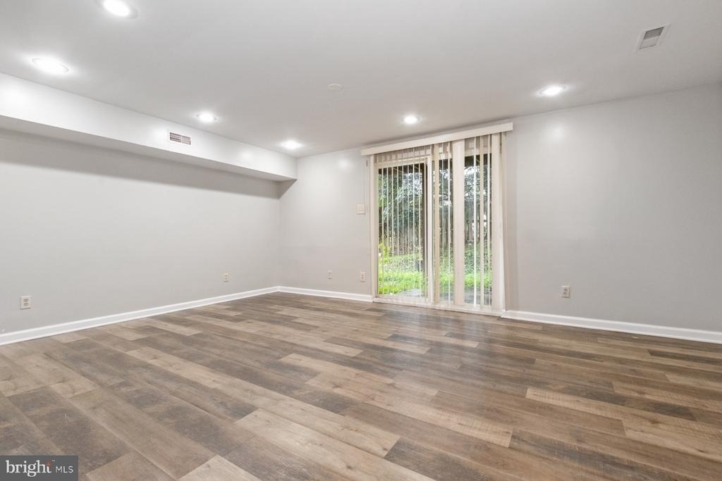 54 Hamlet Drive - Photo 18