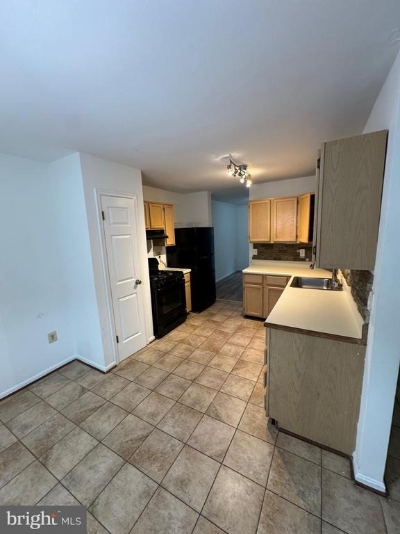 9324 Town Place Drive - Photo 6