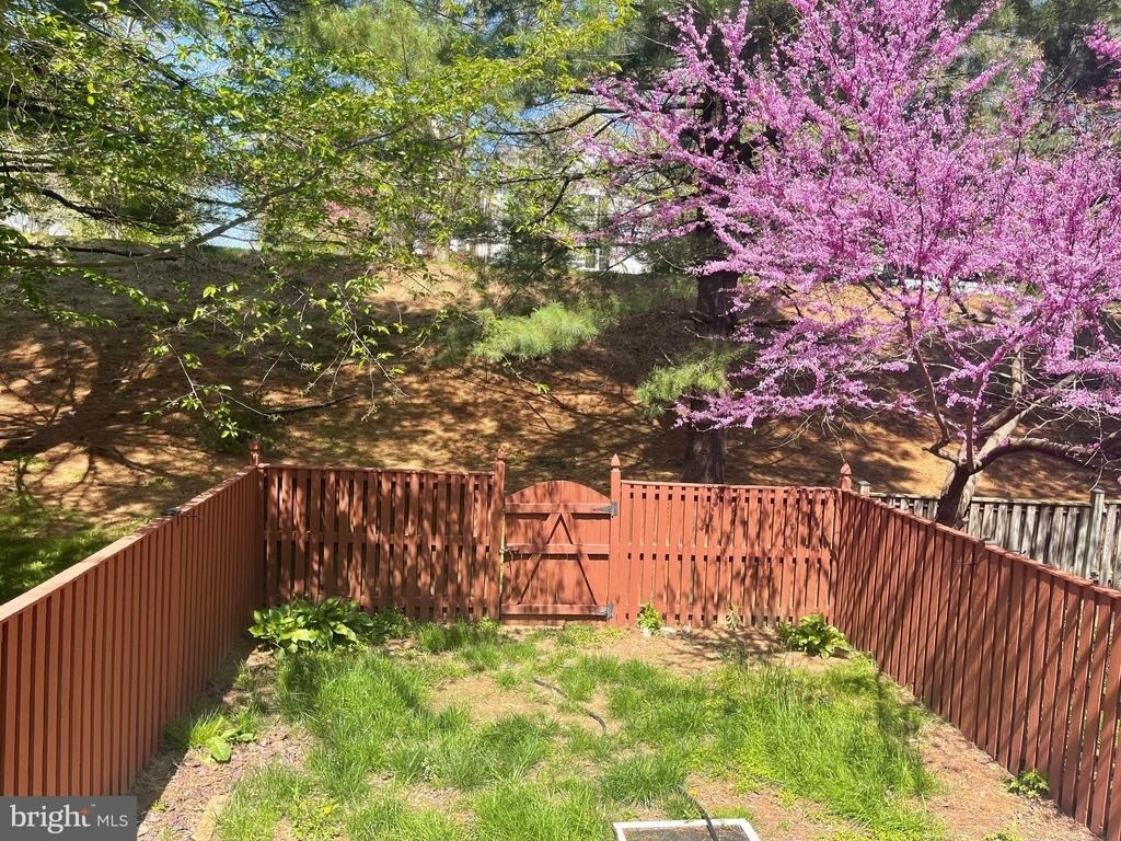 9324 Town Place Drive - Photo 20