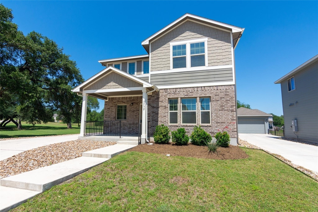 1732 Lakota Ln - Photo 1