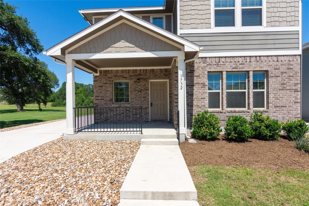 1732 Lakota Ln - Photo 4