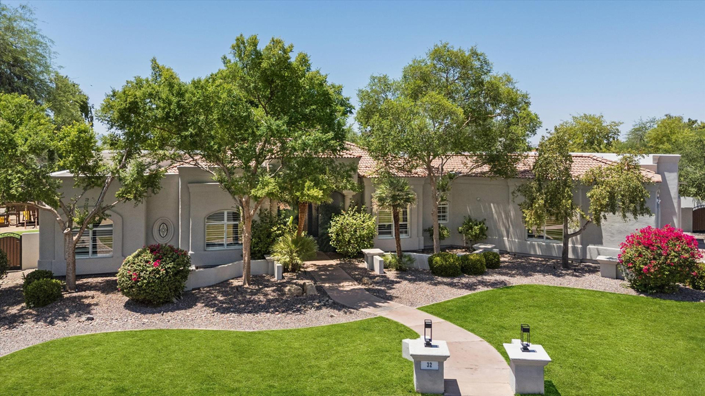 10800 E Cactus Road - Photo 0