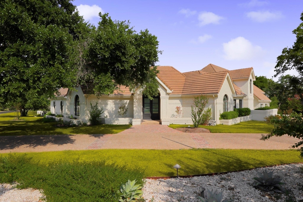 21 Cousteau Ln - Photo 1