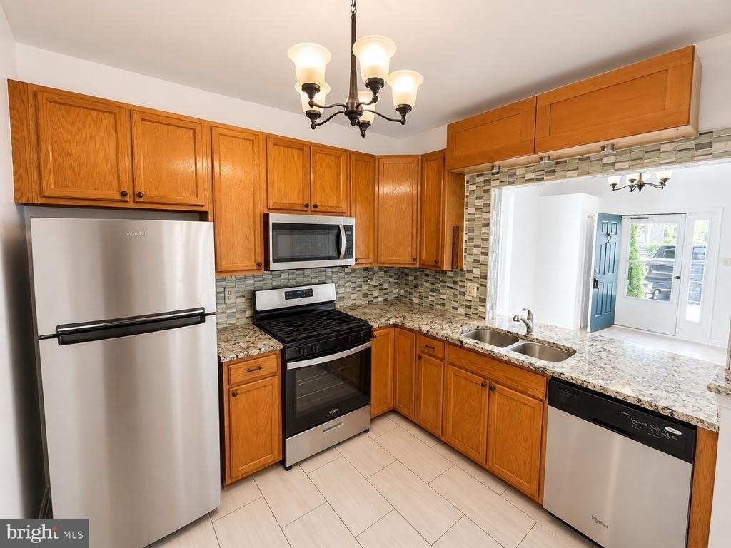 308 Assembly Point Court - Photo 5