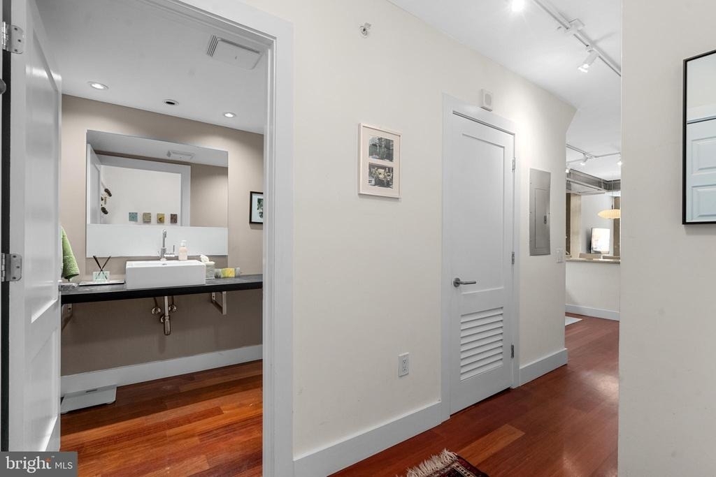 616 E Street Nw - Photo 9