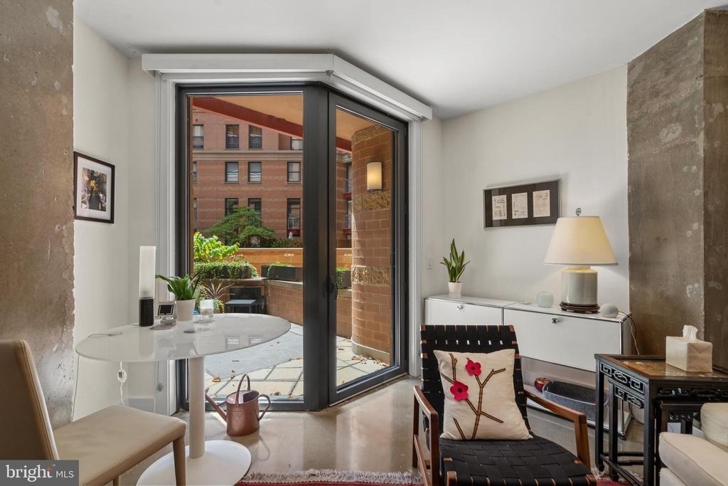 616 E Street Nw - Photo 4