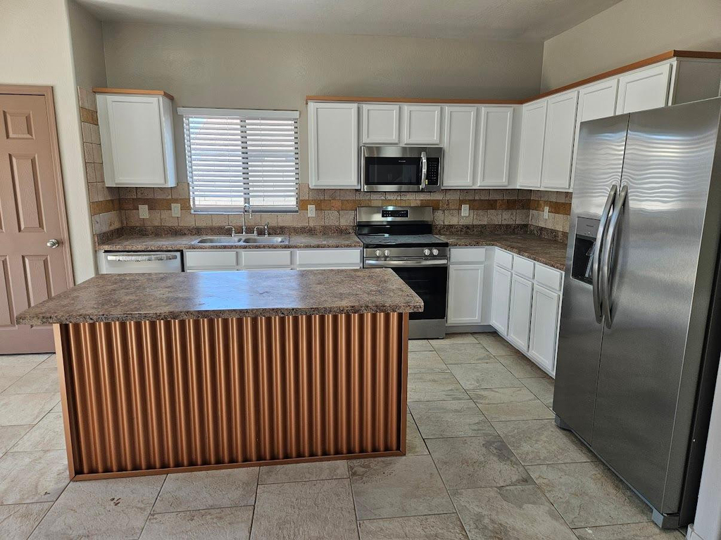 36337 W Velazquez Drive - Photo 7