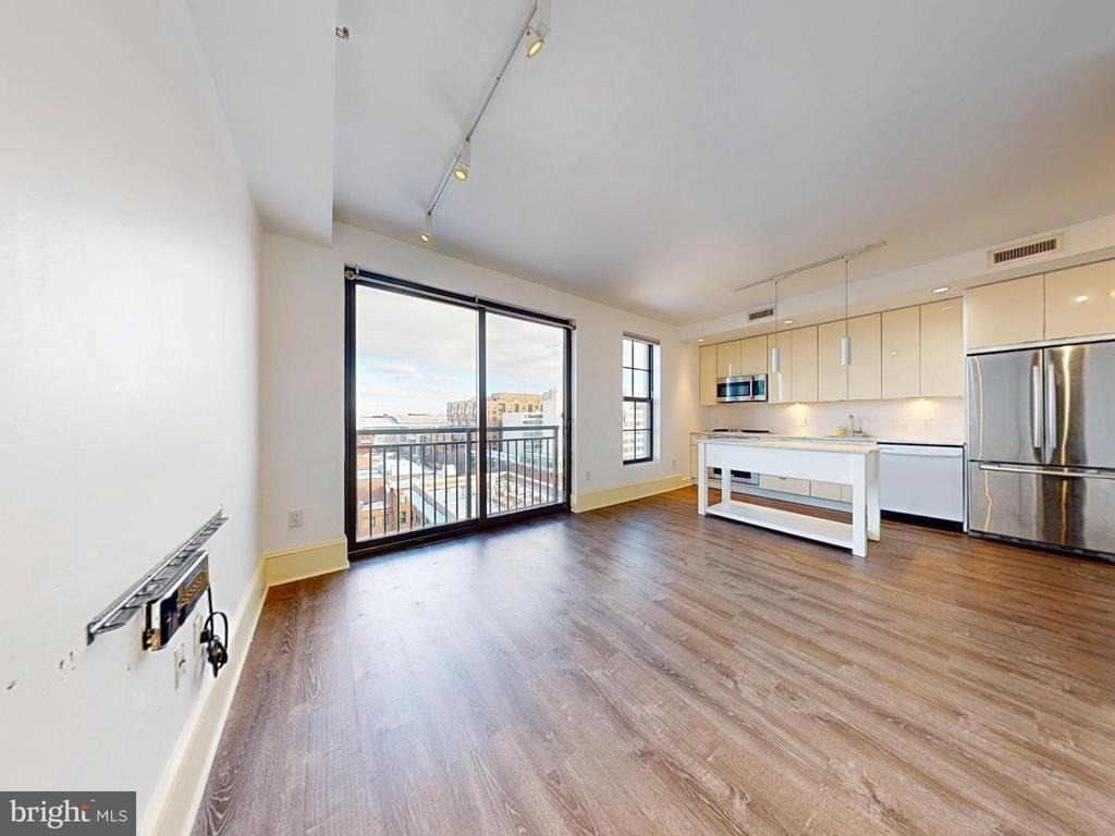 1011 M Street Nw - Photo 8