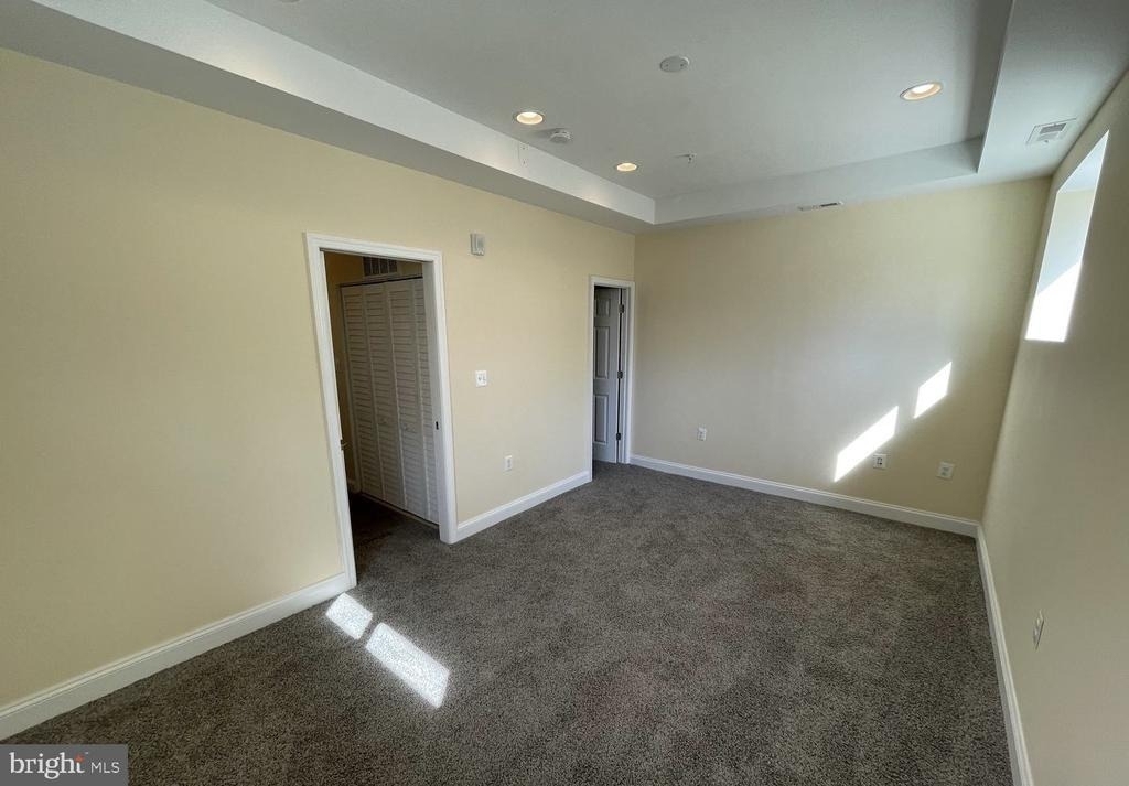 532 8th Street Se - Photo 12