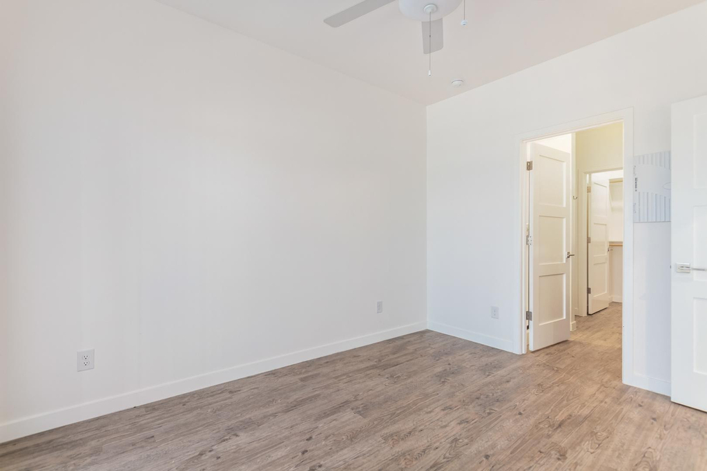 2063 E Lemon Street - Photo 17