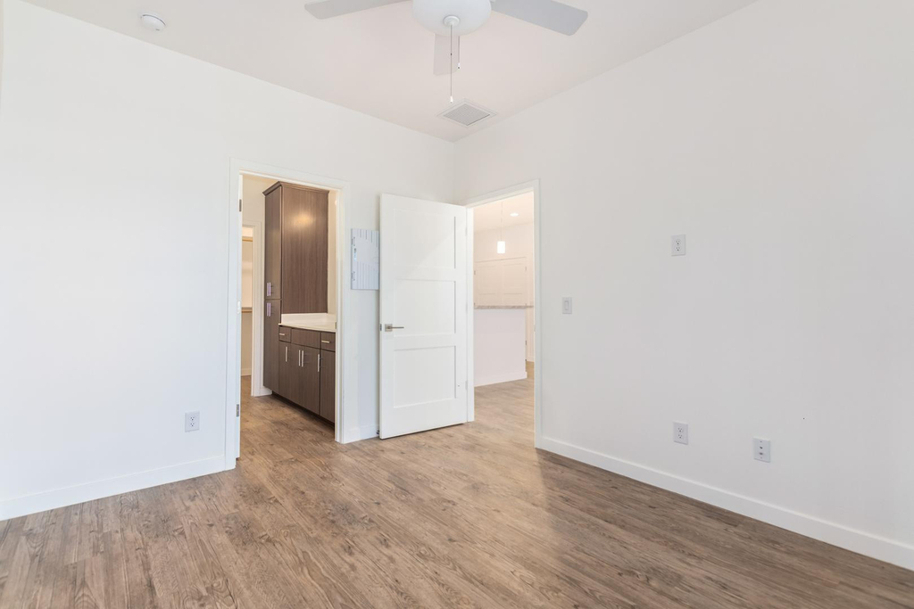 2063 E Lemon Street - Photo 21