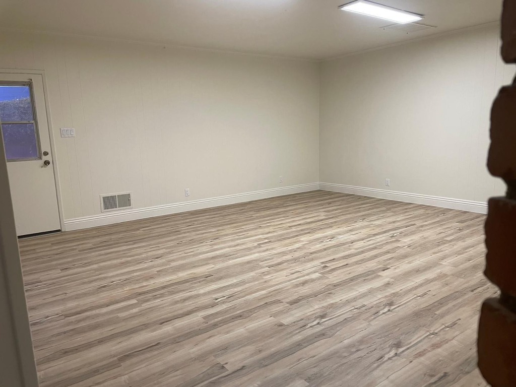 531 E Laguna Drive - Photo 8