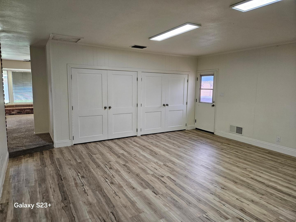 531 E Laguna Drive - Photo 18