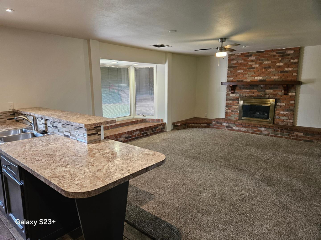 531 E Laguna Drive - Photo 11
