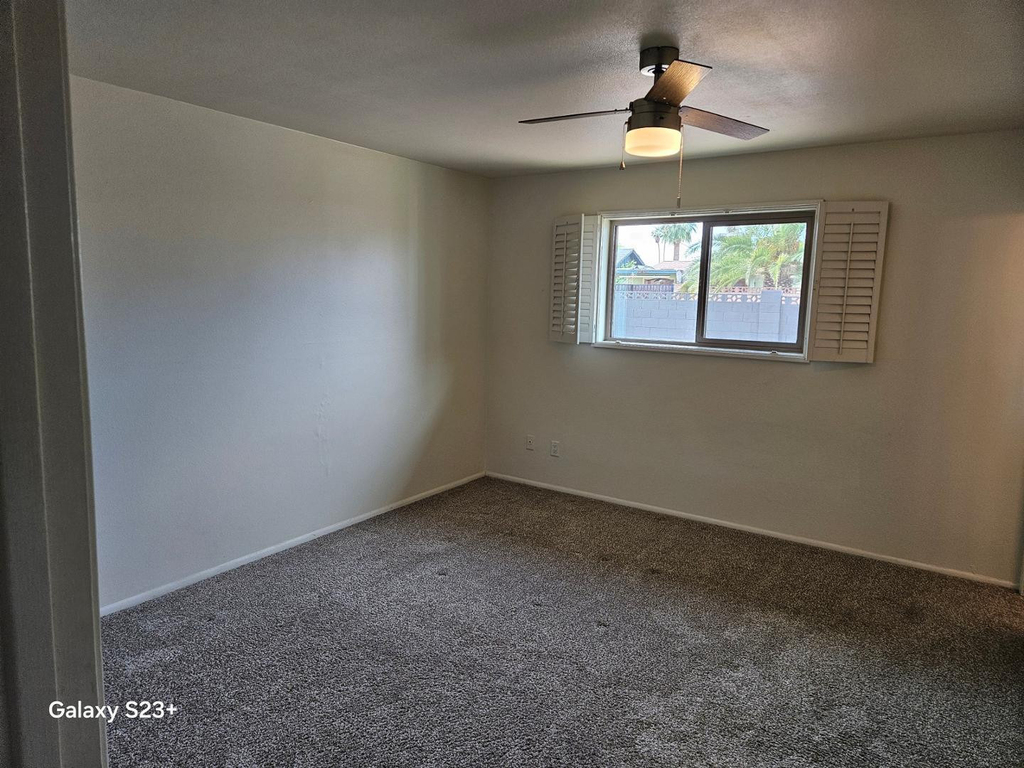 531 E Laguna Drive - Photo 19