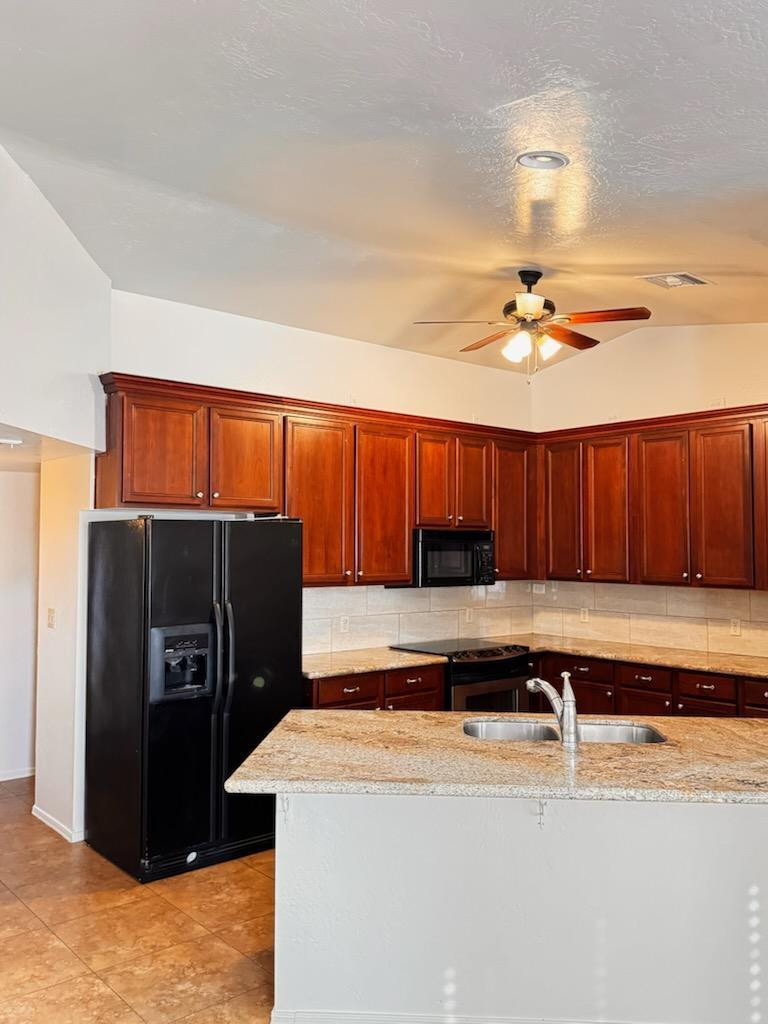 1043 S Rose - Photo 3