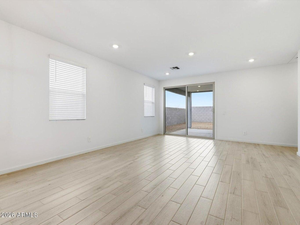 15875 W Cottontail Lane - Photo 40