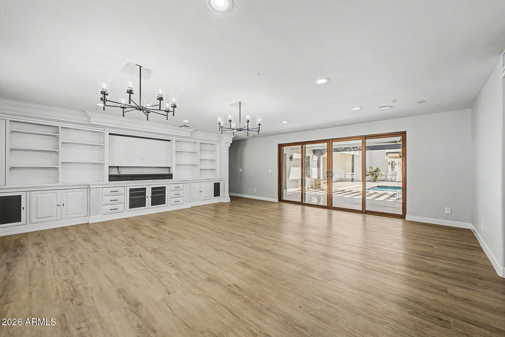 2311 E Colter Street - Photo 6