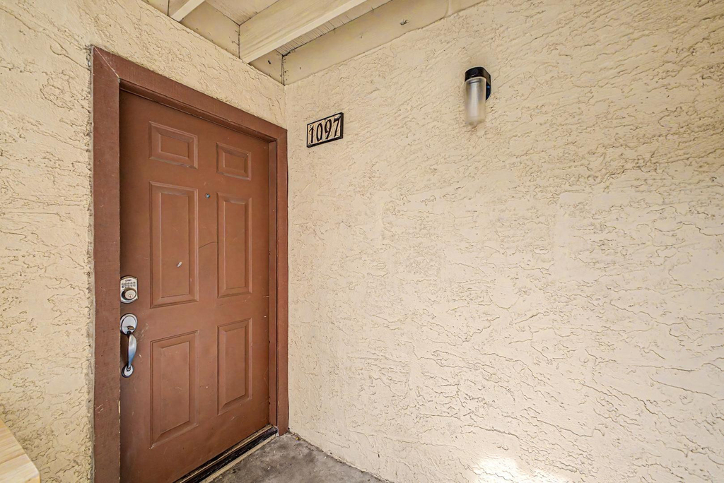 2121 W Royal Palm Road - Photo 0