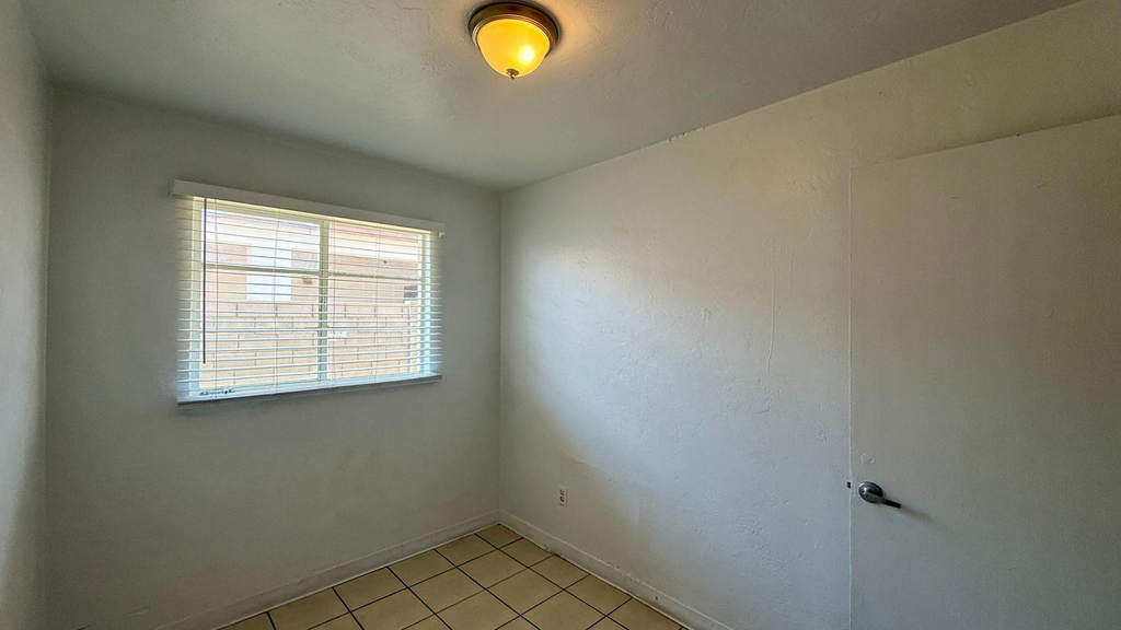 7532 N 21st Avenue - Photo 13