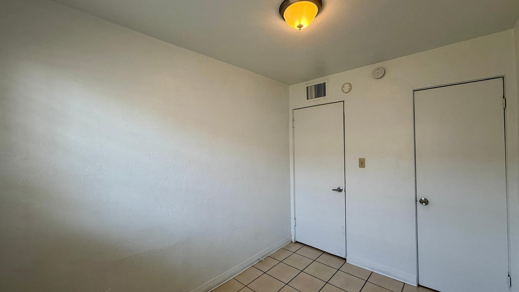7532 N 21st Avenue - Photo 14