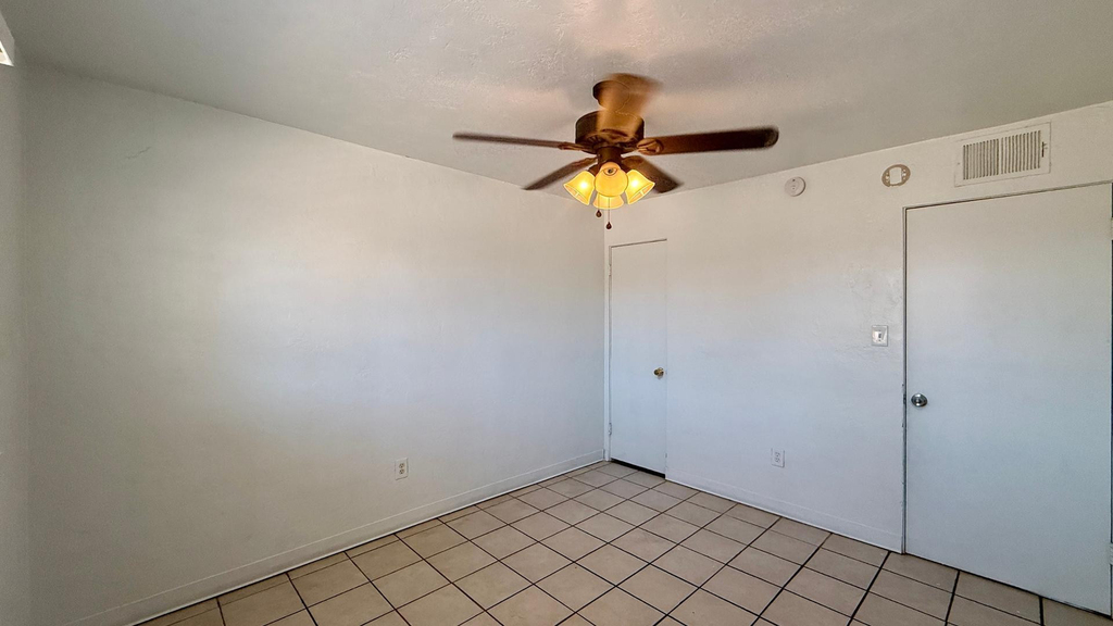 7532 N 21st Avenue - Photo 9