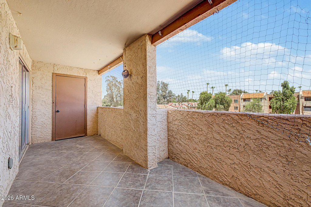 540 N May - Photo 24