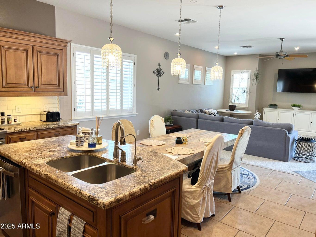 3125 E Scorpio Place - Photo 7