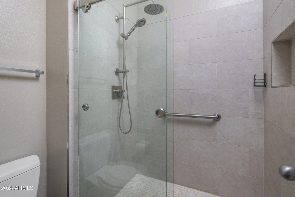 19777 N 76th Street - Photo 13
