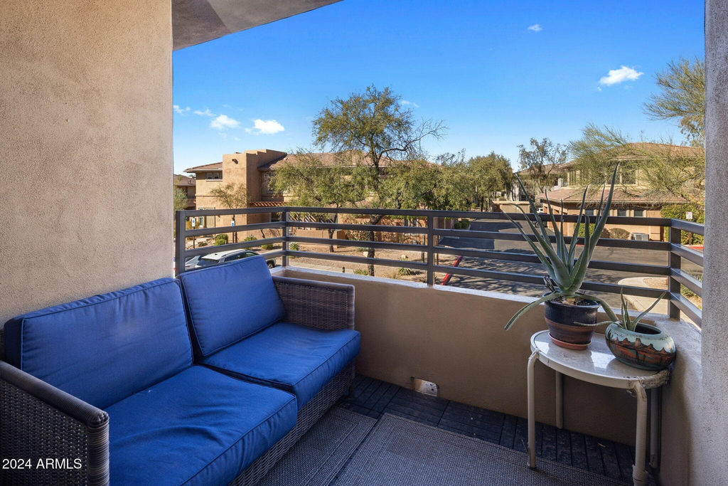 19777 N 76th Street - Photo 2