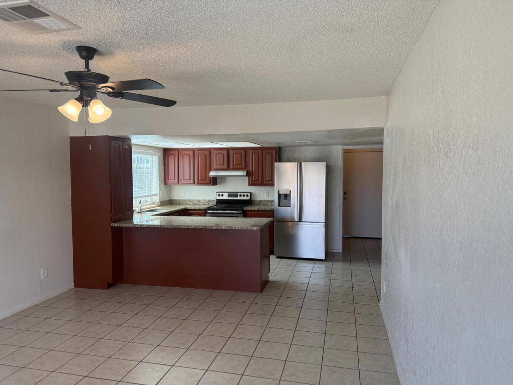 7137 W Colter Street - Photo 5