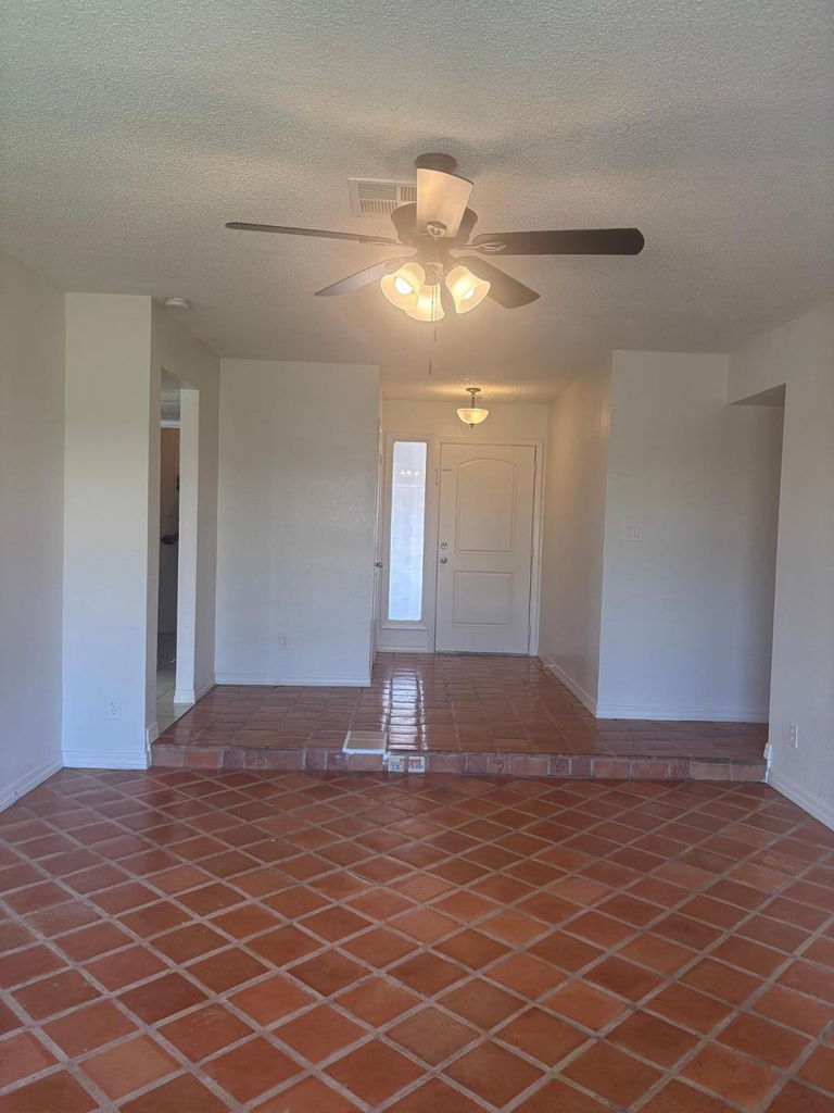 7137 W Colter Street - Photo 11