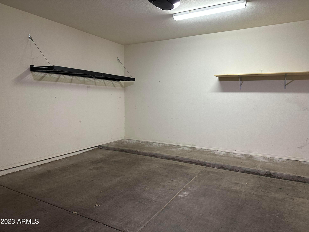 14250 W Wigwam Boulevard - Photo 11