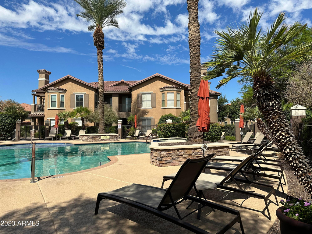 14250 W Wigwam Boulevard - Photo 15