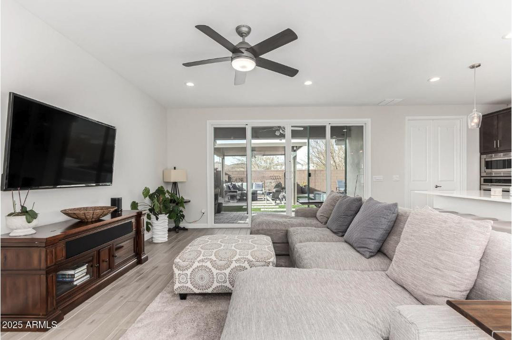 1906 E Robb Lane - Photo 4
