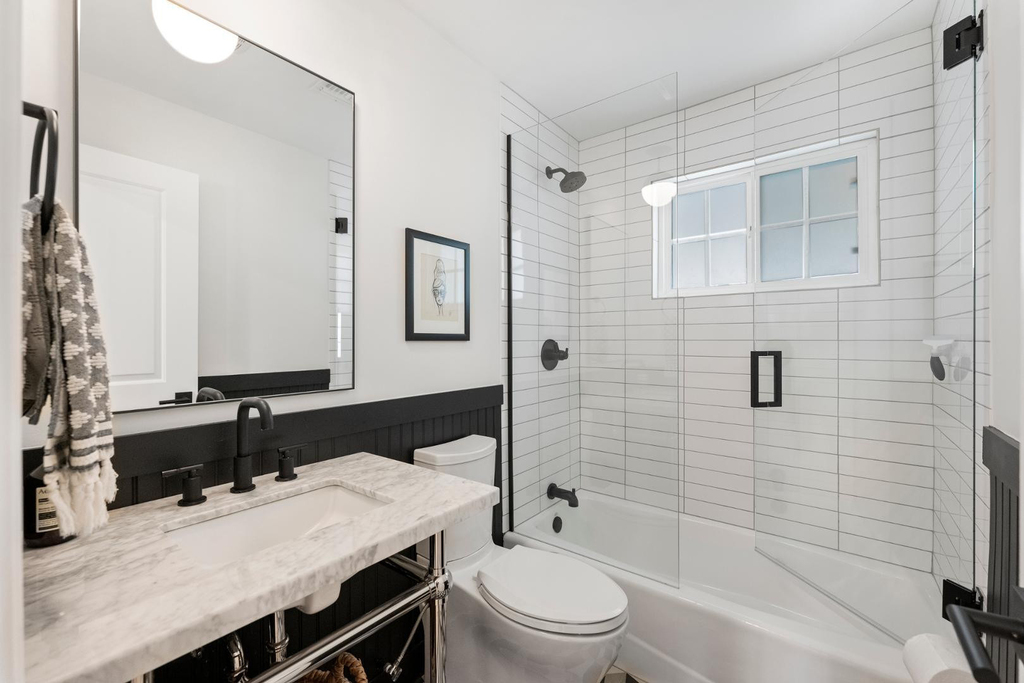 4244 N 35th Place - Photo 30