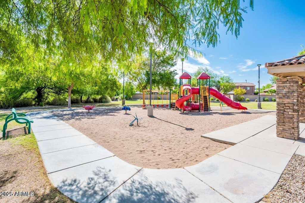 13604 W Rovey Avenue - Photo 30