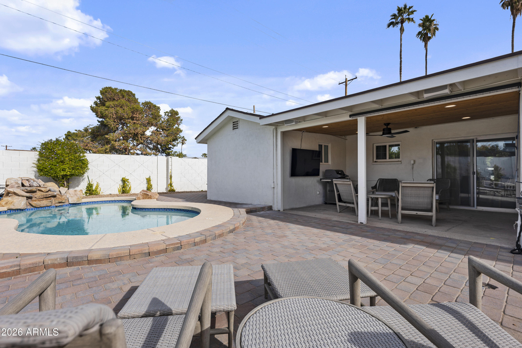 4244 N 35th Place - Photo 32