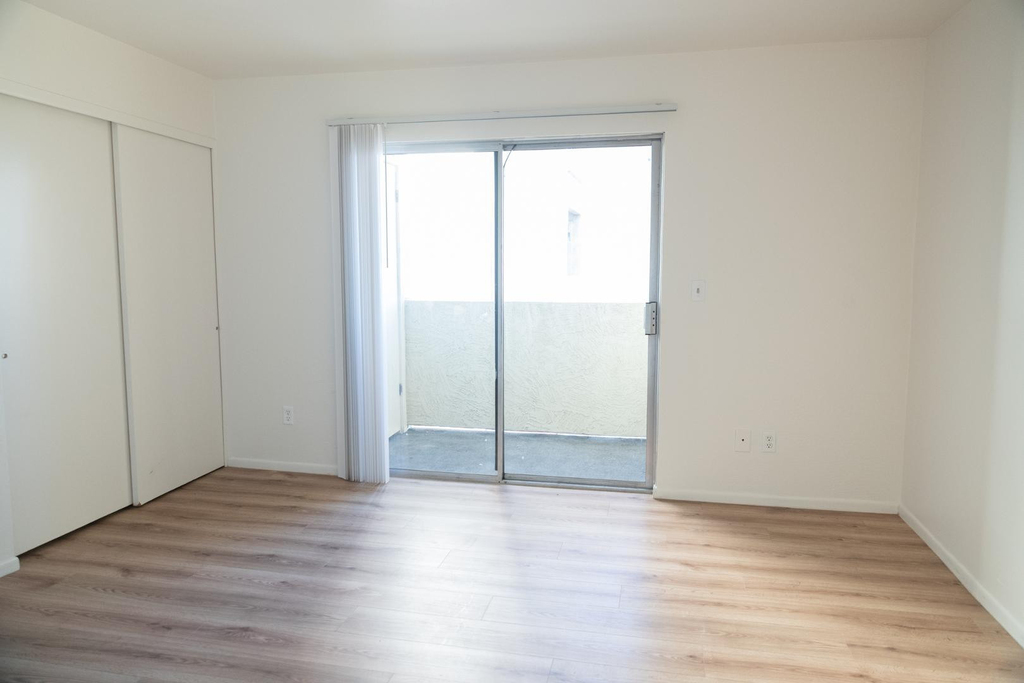 12123 W Bell Road - Photo 8