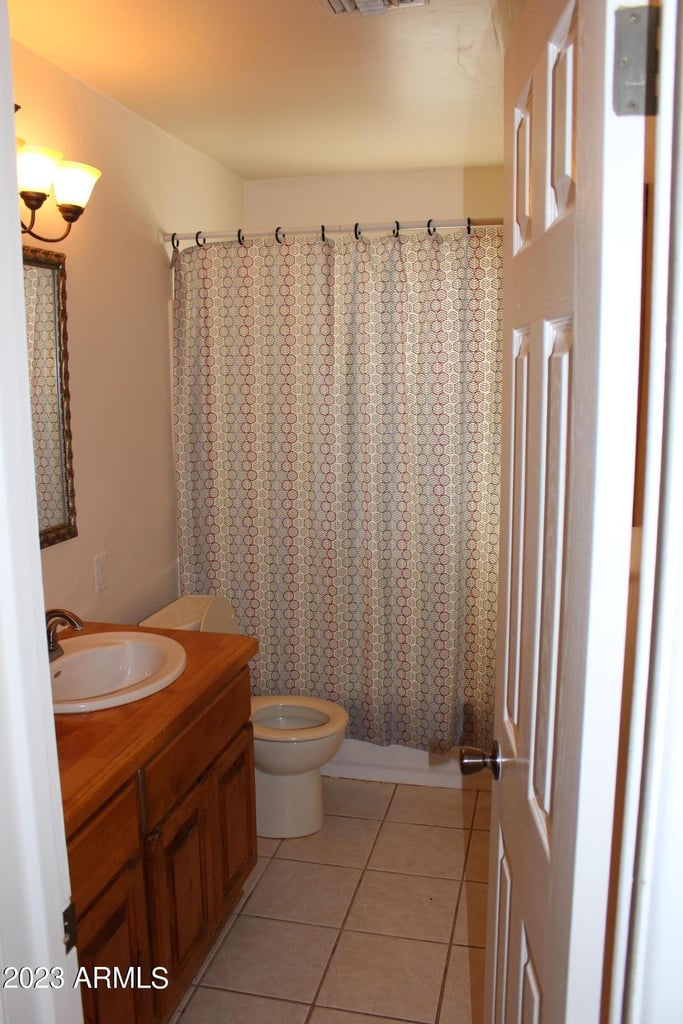 910 S Una Avenue - Photo 10