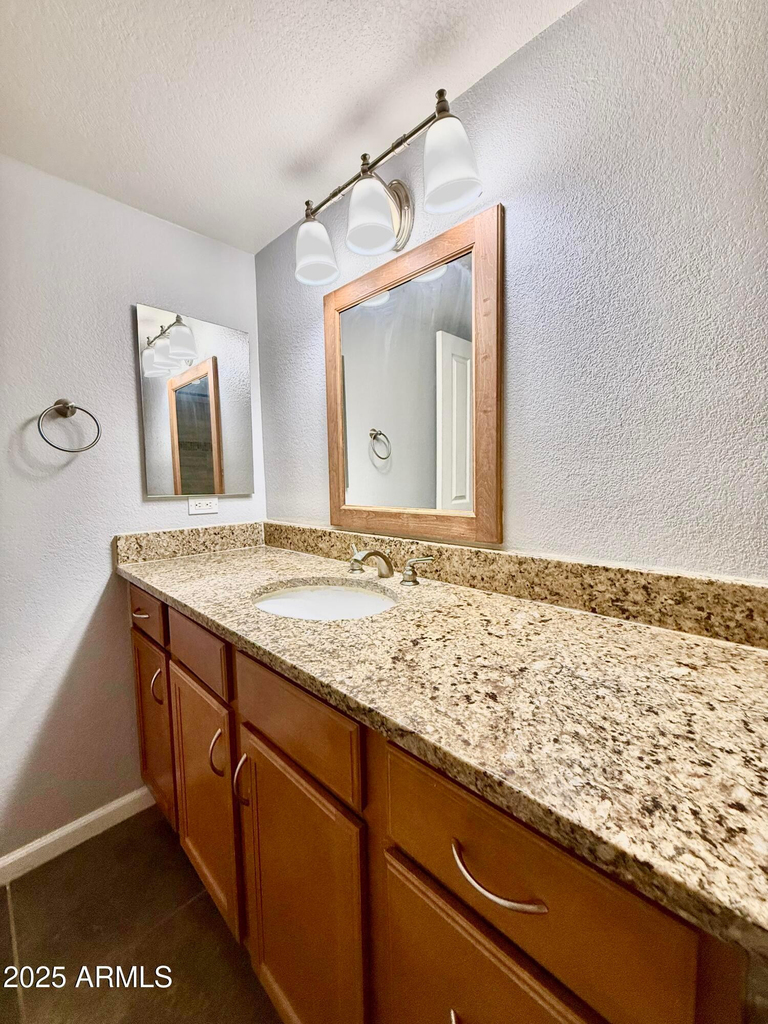 200 E Southern Avenue - Photo 10