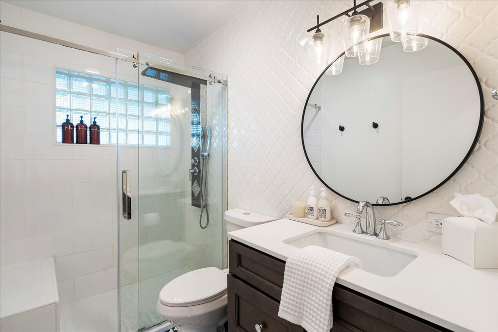 3827 E Hazelwood Street - Photo 25