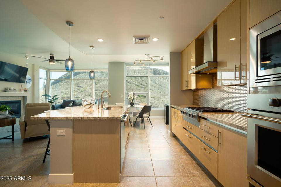 140 E Rio Salado Parkway - Photo 5