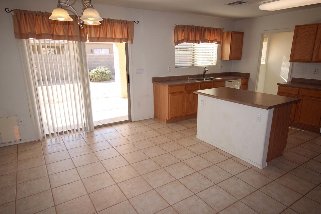 2423 E Winged Foot Drive - Photo 5